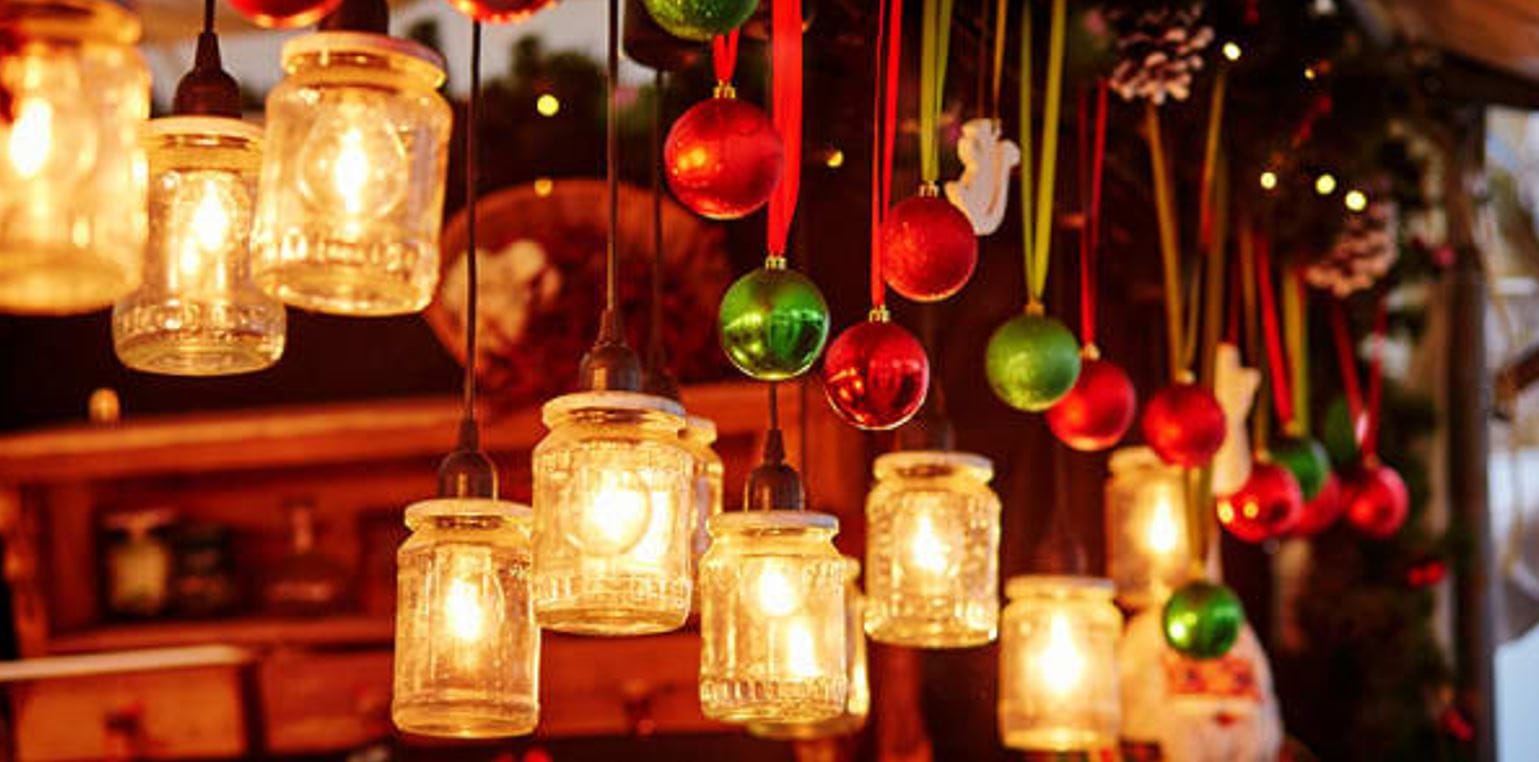 Kerstmis vieren en Montessori: Een gids voor een mooie feestdag